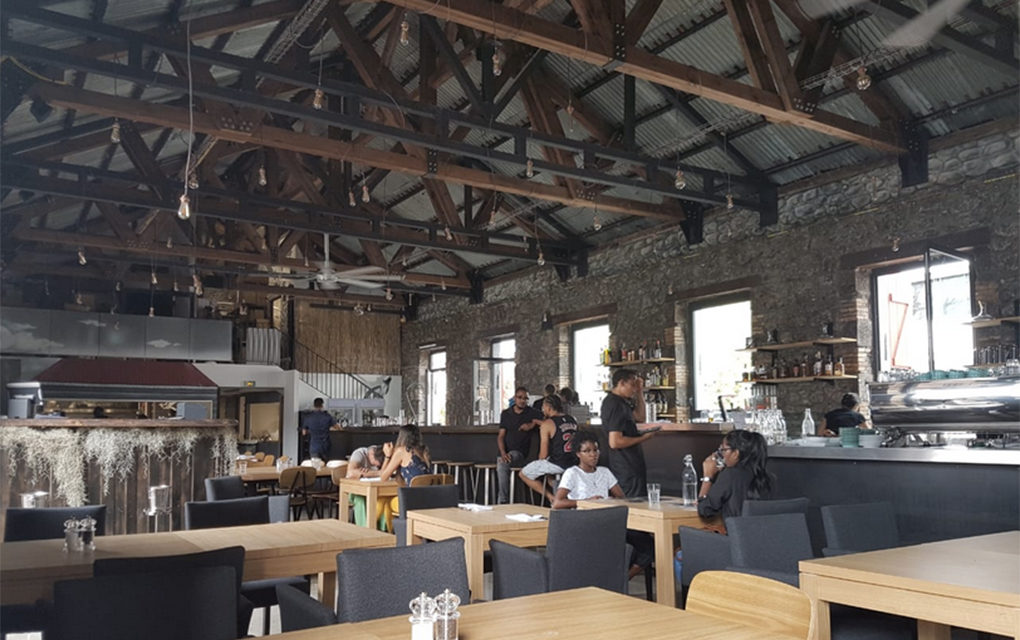 Le Coffee House : Bar, resto et café dans un grand rooftop stylé à Saint-Denis